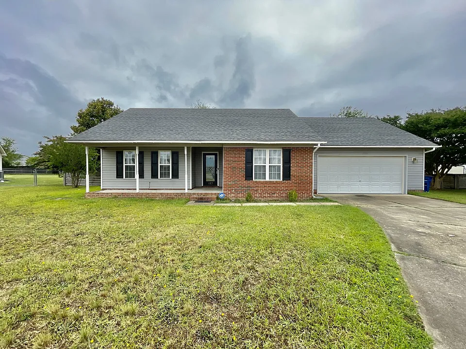 123 Howell Pl