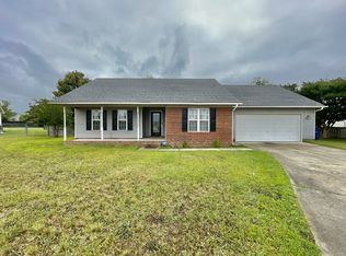 123 Howell Pl, Raeford, NC 28376