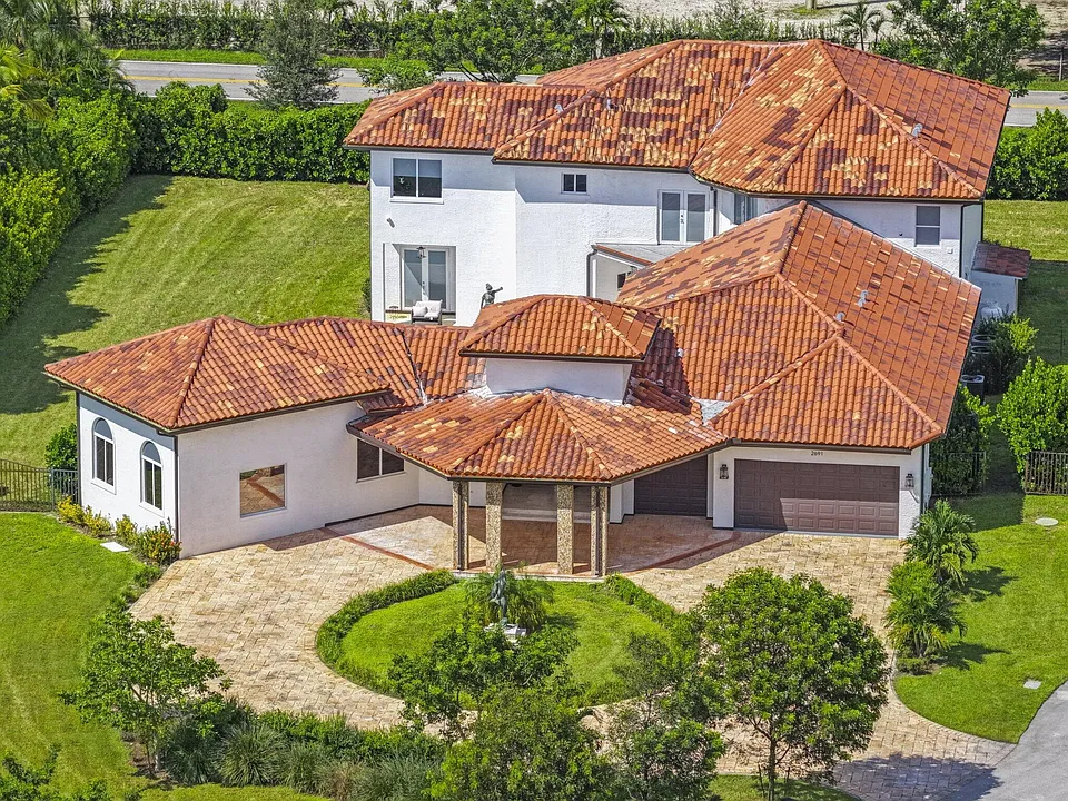 2691 SW 139th Ter