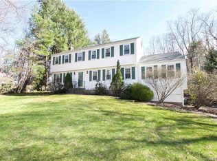 51 Clifdon Dr, Simsbury, CT 06070