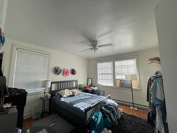2nd image of 1907 Capers Ave #5