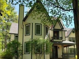 13 Sicada St, Saratoga Springs, NY 12866