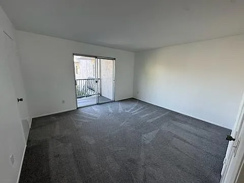 Eaton Gardens Apartments — Photo 7