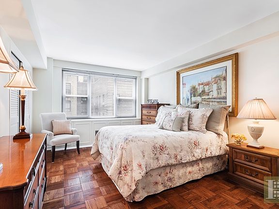 5th image of 12 Beekman Pl APT 12C