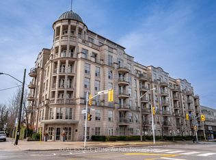 3085 Bloor St W #312, Toronto, ON M8X1C9