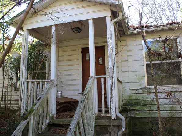 275 W 22nd St, Fayetteville, AR 72701