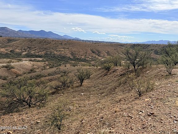 3rd image of 21 Javelina Ct