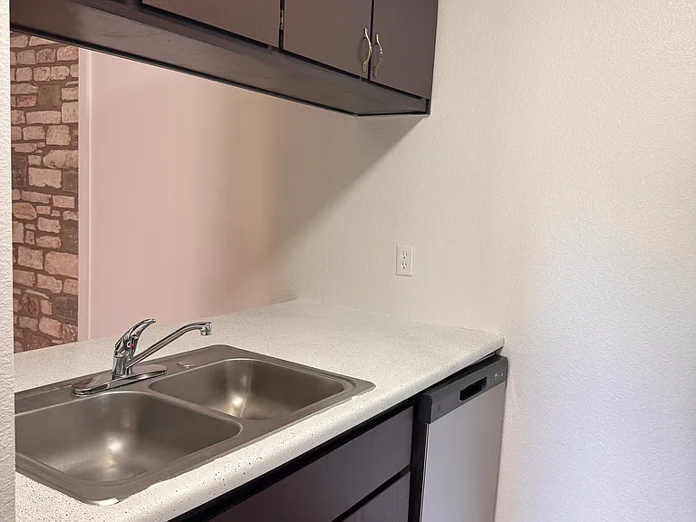 Unit 212 1 Bed/bath now available!