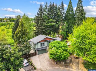 2266 Ironwood St, Eugene, OR 97401