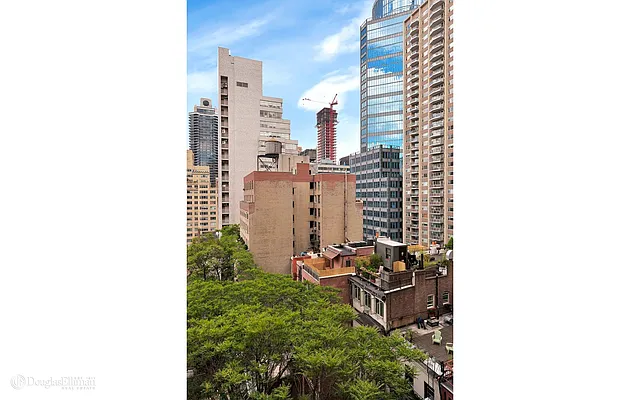 Rented by Douglas Elliman | media 22