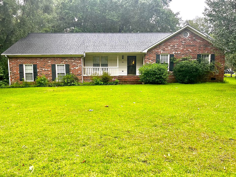 1st image of 304 Chessington Cir