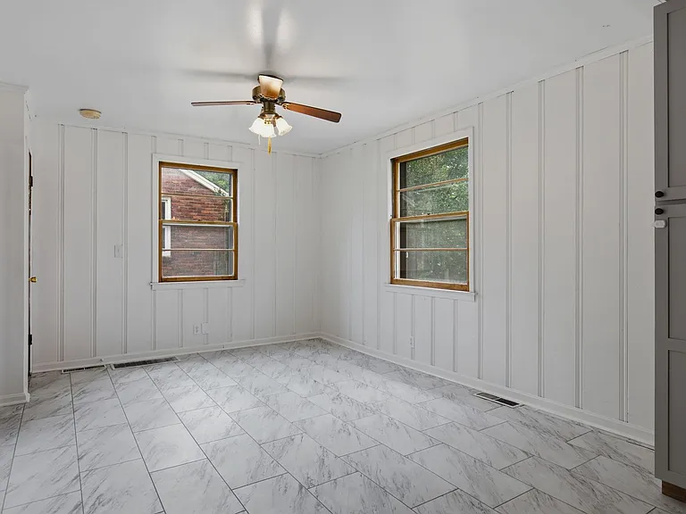 2923 Dunmore Dr — Photo 18