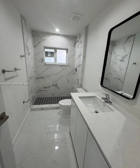 3131 NW 60th St #0 — Photo 7