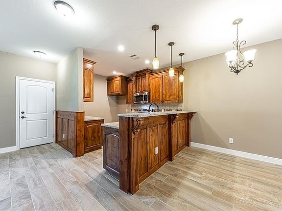 4th image of 109 S Kanaio Dr #A