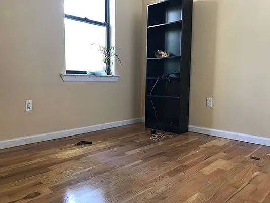 Rented by Brooklyn Group | media 31