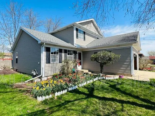 1232 Old Timber Ln, Hoffman Estates, IL 60192