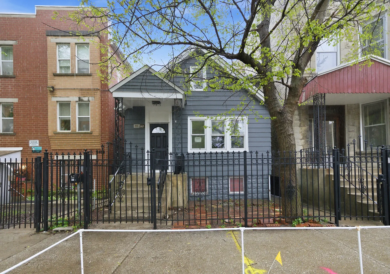 4 bed, 2.0 bath, 1975 sqft, $4,000 — Photo 1