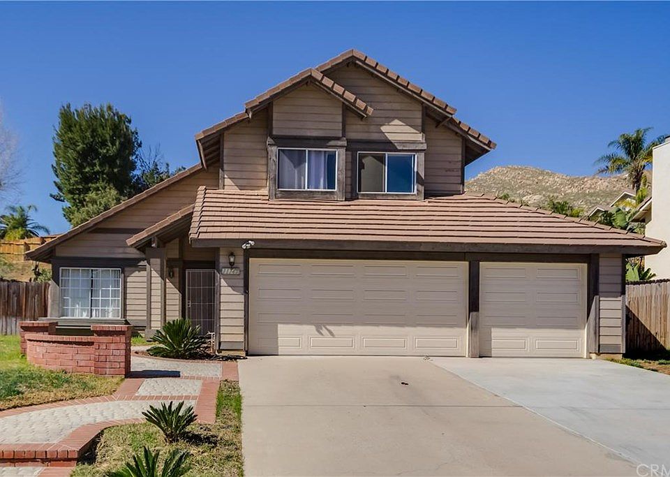 1st image of 11747 Country Flower Ln