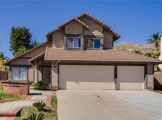 11747 Country Flower Ln, Moreno Valley, CA 92557