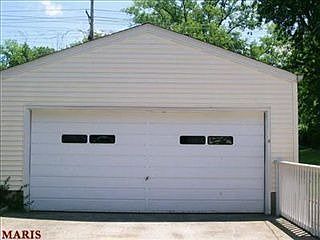 4th image of 188 Elmdale Ct
