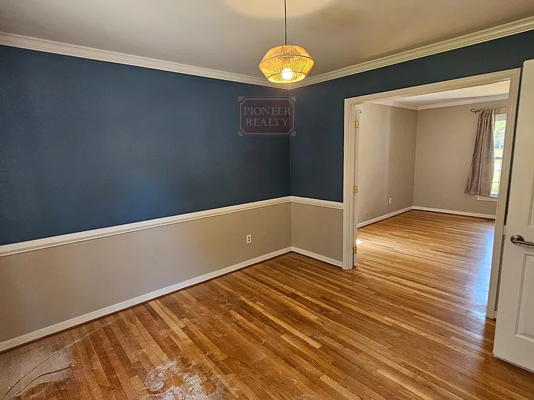 5305 Hill Dr — Photo 14