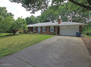 4119 Wenwood Dr, Louisville, KY 40218