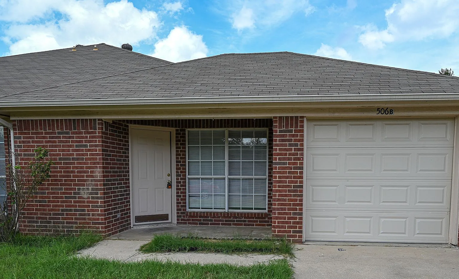 3 bed 2 bath Duplex Decatur TX — Photo 1