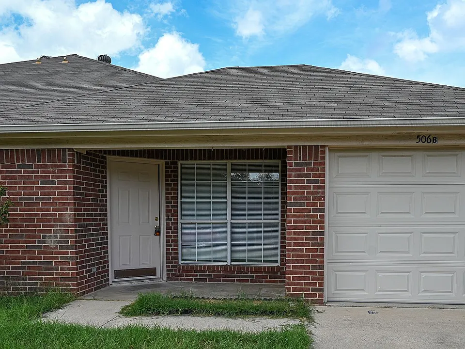 506 Valleyridge Ct
