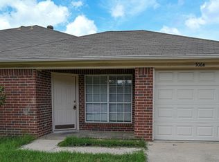 506 Valleyridge Ct, Decatur, TX 76234