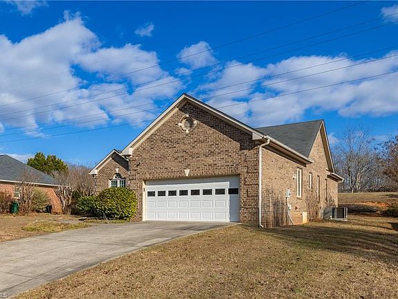 2nd image of 221 Bradford Lake Ct