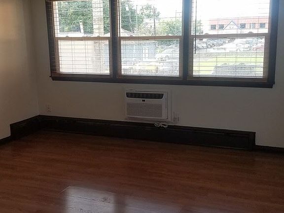 2nd image of 3230 Nicollet Ave #7544544
