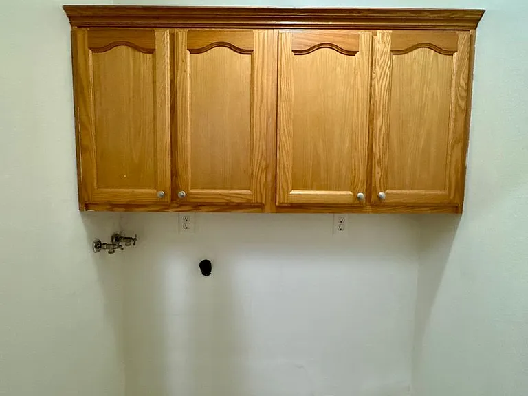 10524 S Avalon Blvd — Photo 17