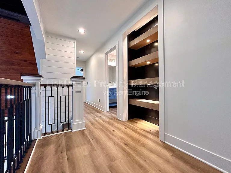 1505 N Green Creek Rd — Photo 28