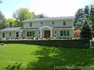 100 Lawrence Hill Rd, Cold Spring Harbor, NY 11724