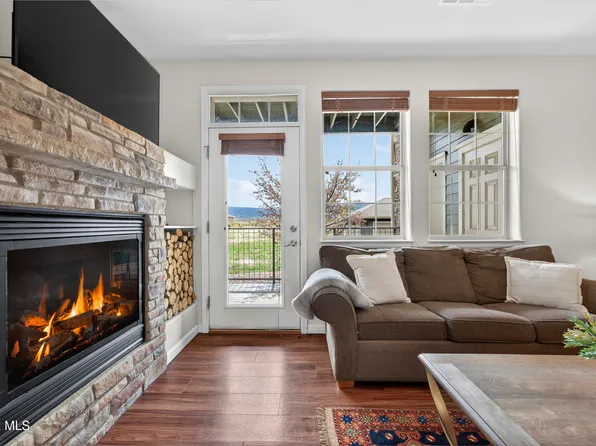 160 VILLAGE #F107, Granby, CO 80446