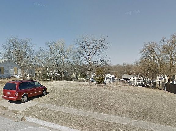 3rd image of 1321 E Jessamine St