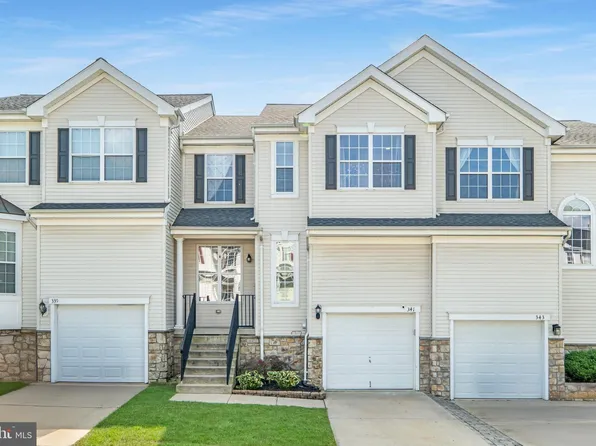 341 Huntington Dr, Delran, NJ 08075