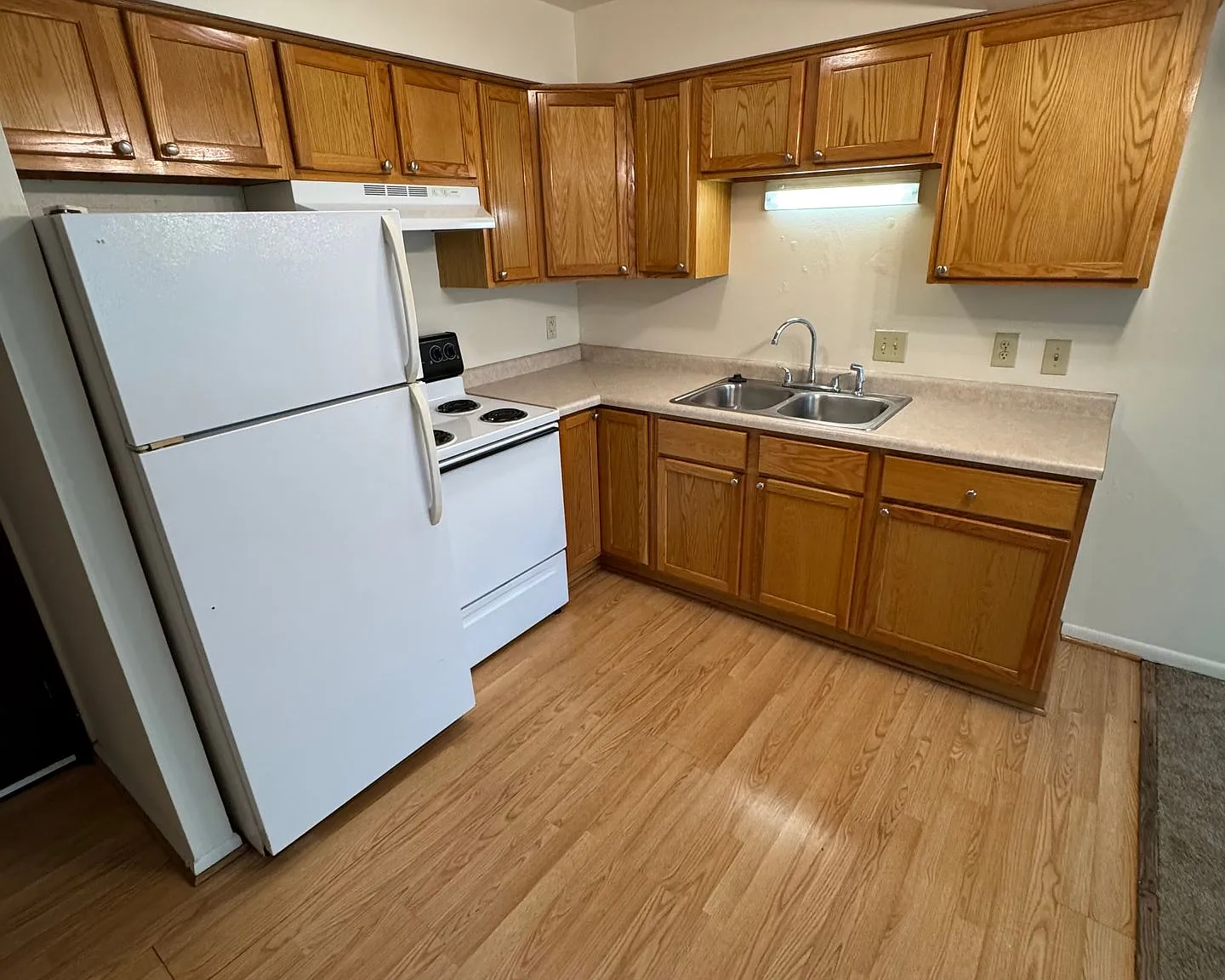 UNION HOUSE APARTMENTS LLC — Photo 3