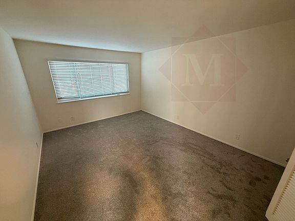 5th image of 1321 Garden St APT F
