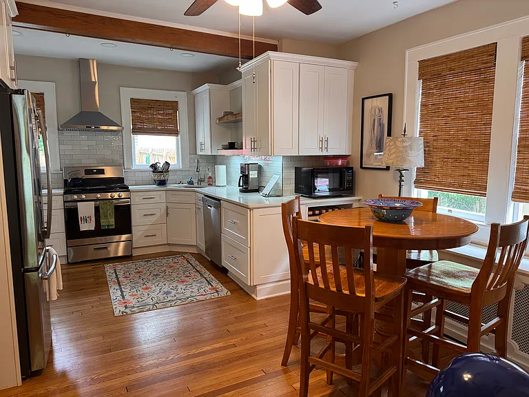 723 Highland Ave SW — Photo 9