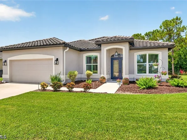 11138 Lakeland Cir, Fort Myers, FL 33913