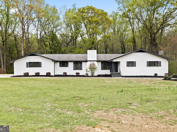 240 Thornton Dr, Fayetteville, GA 30214