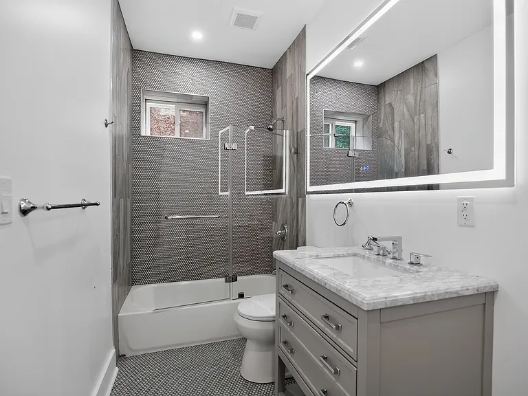 532 E Johnson St #1 — Photo 8