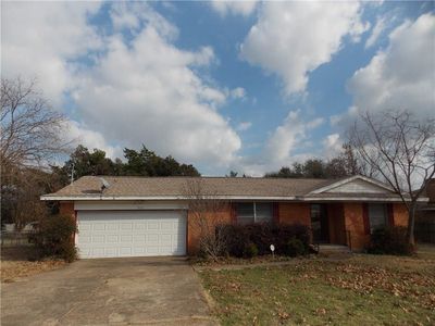 826 Hilltop Cir, Desoto, TX, 75115