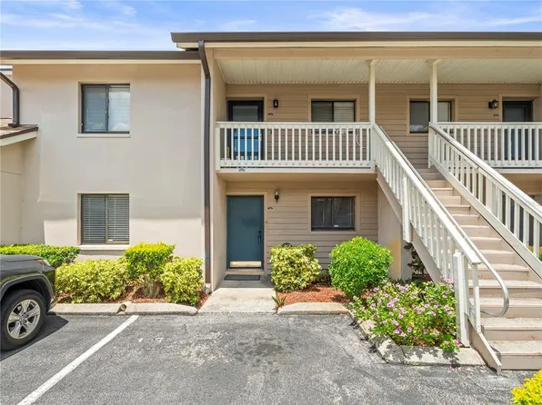 9804 Lombard Ct APT 104, Tampa, FL 33618