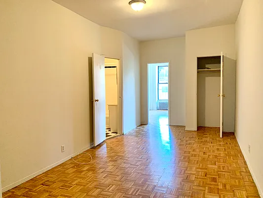 Rented by Compass | media 3