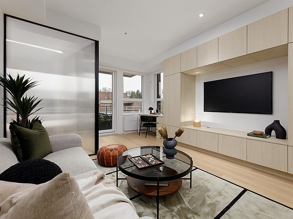 3rd image of 2471 Saint George St #406