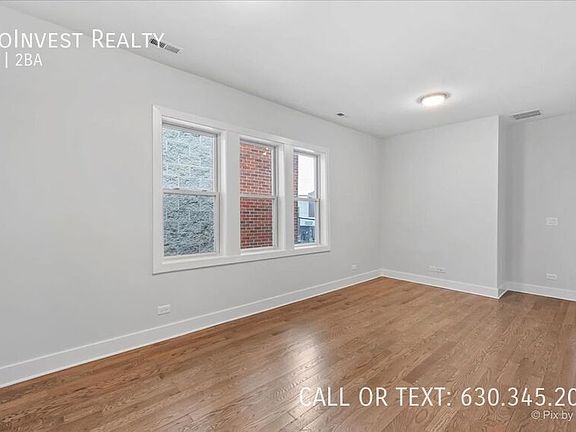 3rd image of 2421 N Clybourn Ave #2A