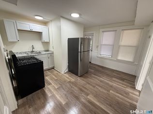 33 Star St APT 5, Ansonia, CT 06401