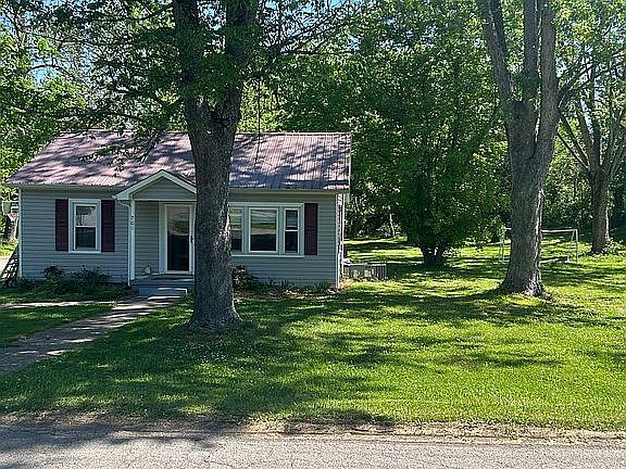 2nd image of 701 Talbott Rd